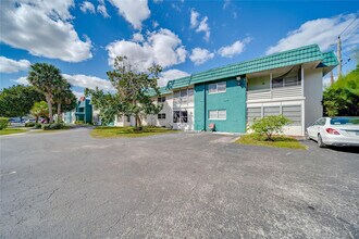 2271 NW 47th Terrace in Lauderhill, FL - Building Photo - Building Photo