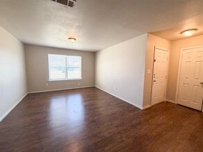 1518 Drexel Dr in Waxahachie, TX - Building Photo - Building Photo