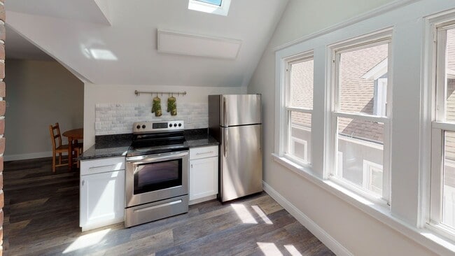 property at 254 Orchard St