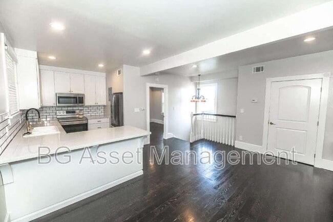 property at 639 Carolina St