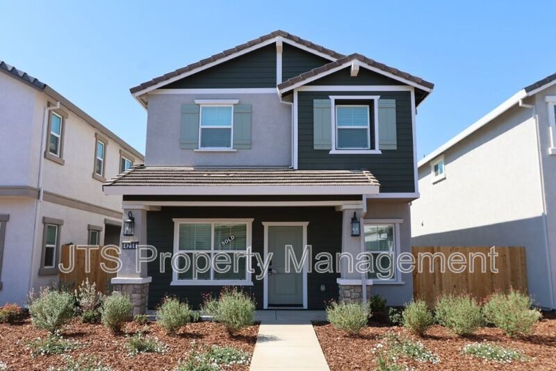 4256 Aura Way in Rancho Cordova, CA - Building Photo