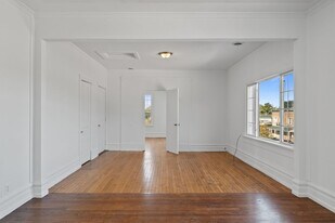 106 N Main St in Walworth, WI - Building Photo