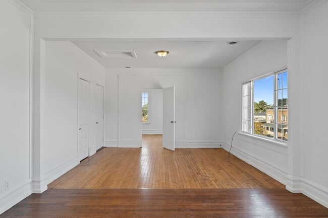 property at 106 N Main St