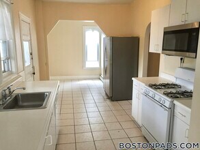 3 Washburn Terrace in Brookline, MA - Building Photo - Building Photo