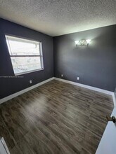 7670 SW 152nd Ave in Miami, FL - Building Photo - Building Photo