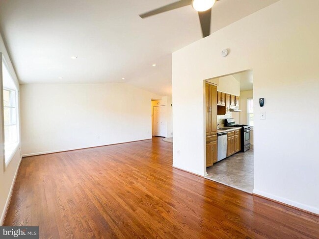 property at 6631 Auburn Ave