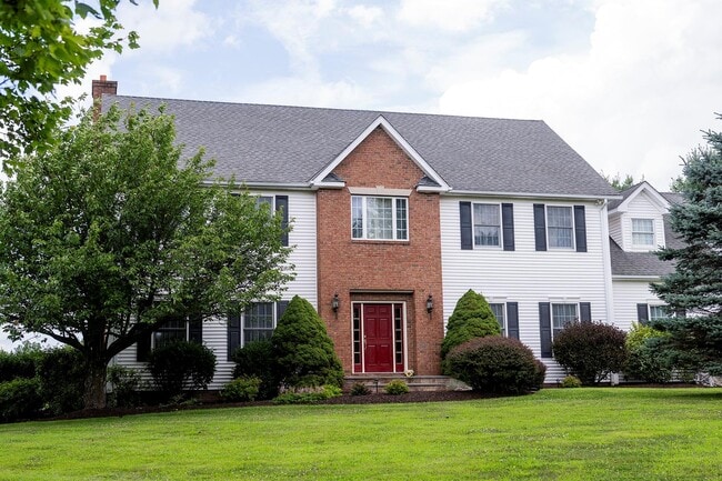 209 NY-343 in Millbrook, NY - Building Photo - Building Photo
