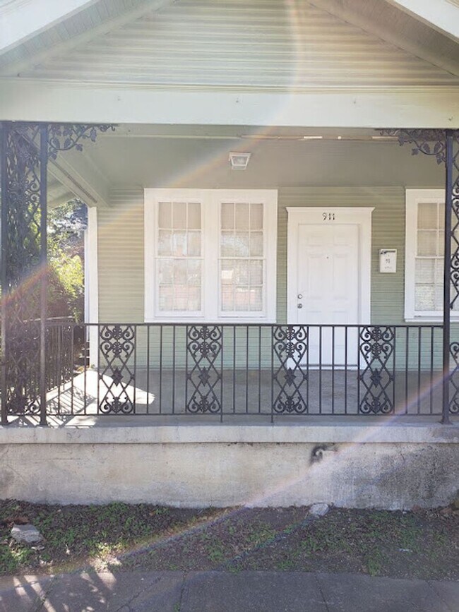 911-913 N Fitzhugh Ave in Dallas, TX - Building Photo - Building Photo