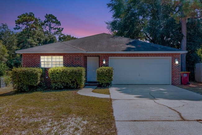 613 Affirmed Ct in Crestview, FL - Building Photo - Building Photo