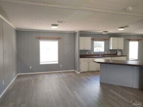9434 Cornfield Way in Milton, FL - Building Photo - Building Photo