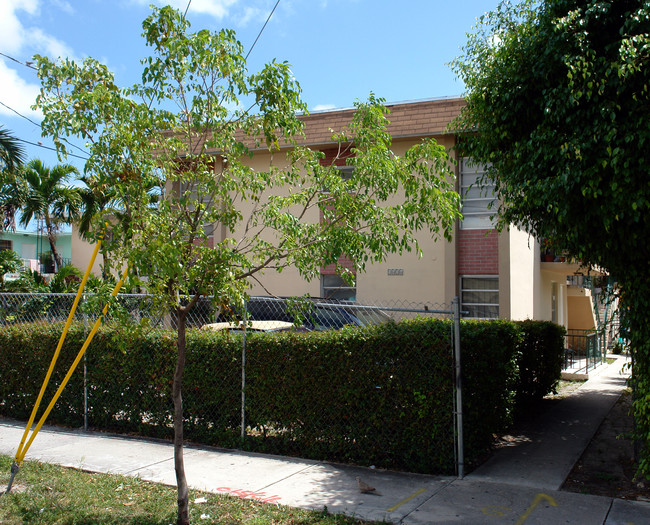 1434 SW 2nd St in Miami, FL - Building Photo - Building Photo