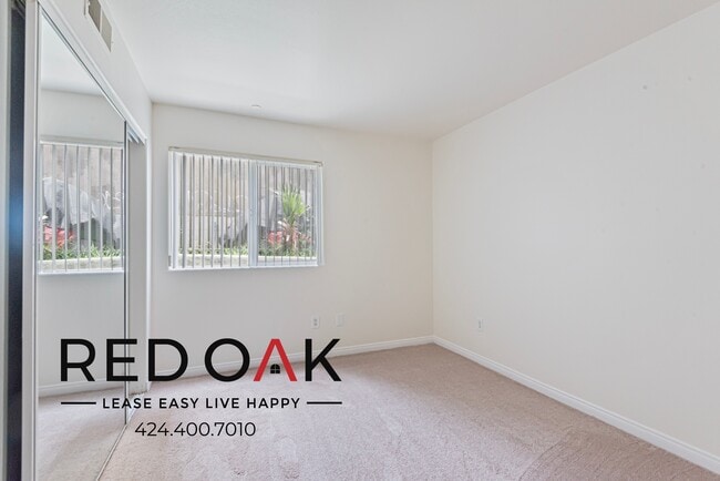 326 S Westlake Ave in Los Angeles, CA - Building Photo - Building Photo