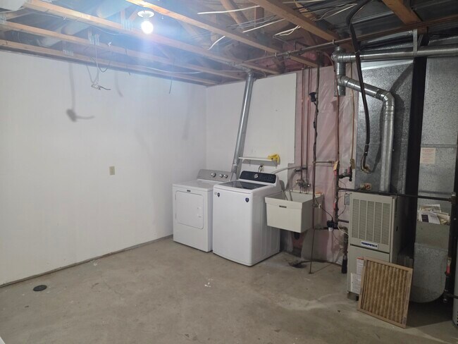 1607 16th St NE in Buffalo, MN - Building Photo - Building Photo