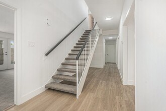 4334 Lake Grove Dr in Seabrook, TX - Building Photo - Building Photo