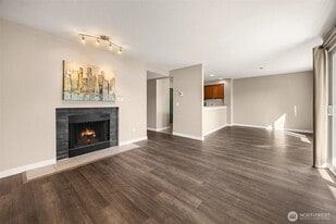 1311 12th Ave S, Unit A303 in Seattle, WA - Building Photo