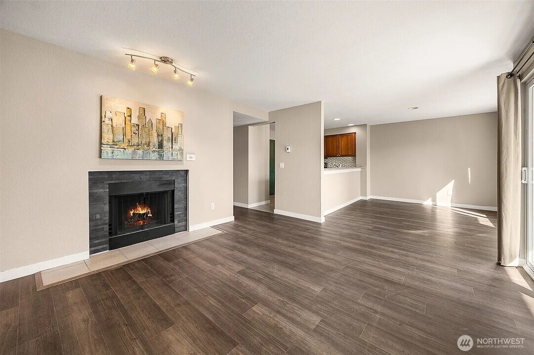 1311 12th Ave S, Unit A303 in Seattle, WA - Building Photo