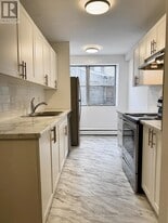 75 High St in London, ON - Building Photo