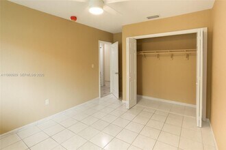 2656 SW 31st Ct in Miami, FL - Building Photo - Building Photo