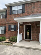 4914 Prior Dr in Wilmington, NC - Building Photo - Building Photo