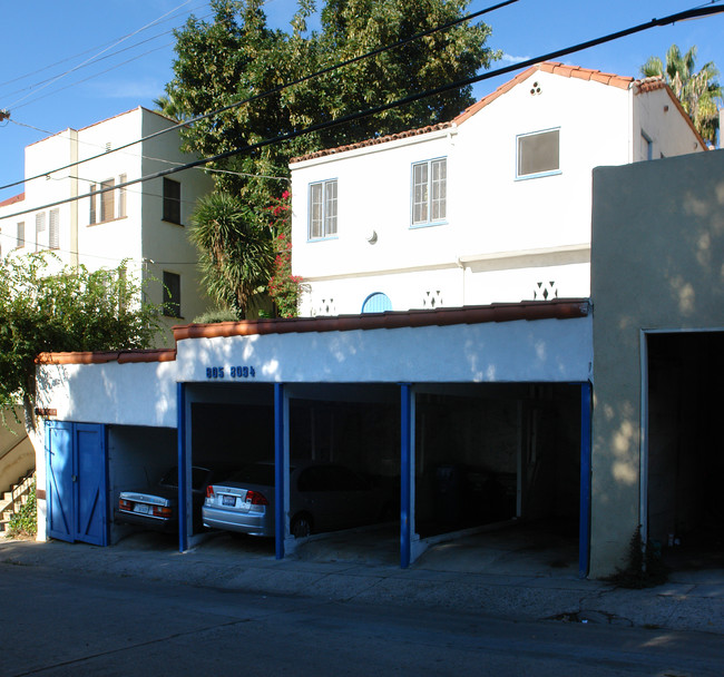 805-809 N Kodak Dr in Los Angeles, CA - Building Photo - Building Photo