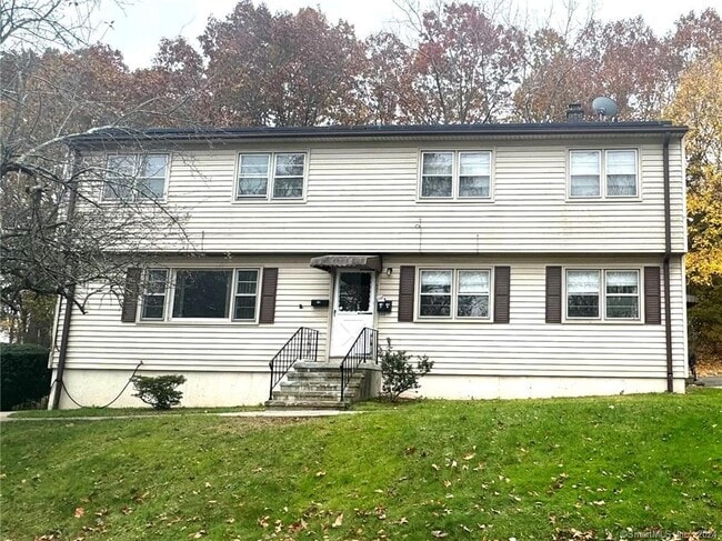 property at 18 High Top Cir