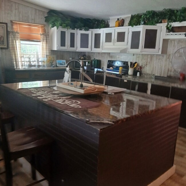 property at 362 Freemont Rd