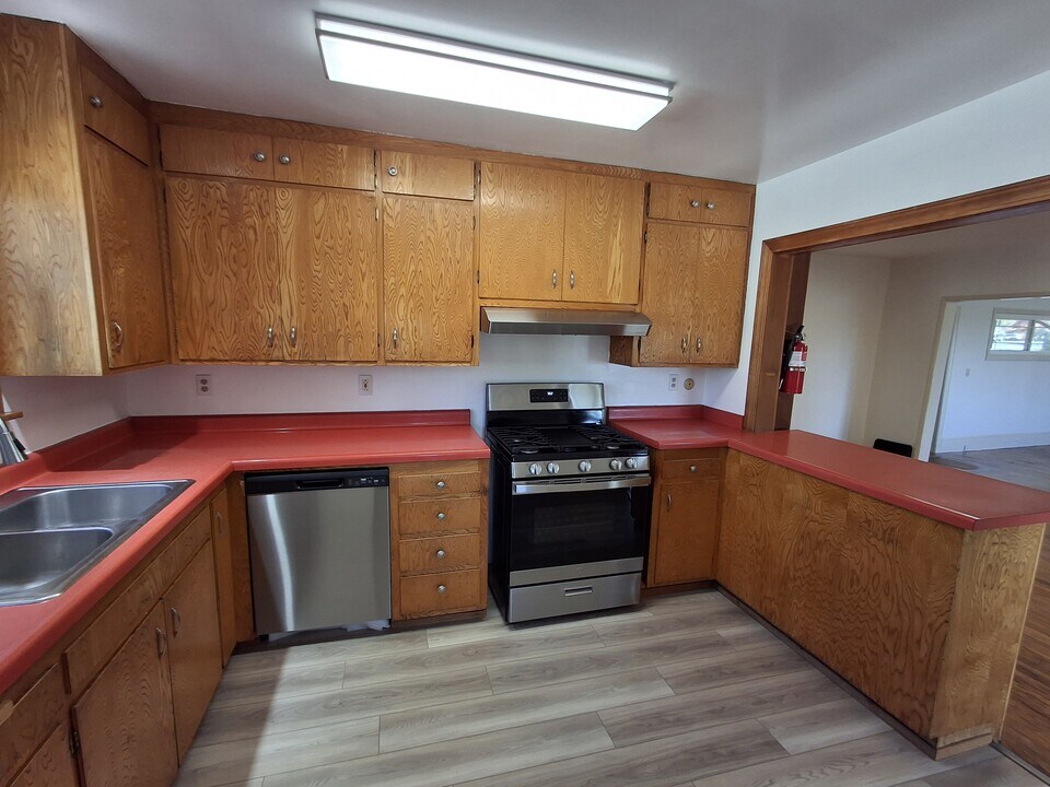 1132 Sutter St in Berkeley, CA - Building Photo