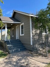 1450 N Lorraine Ave in Wichita, KS - Building Photo - Building Photo