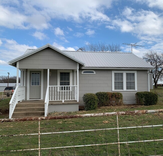 property at 2686 FM 1198