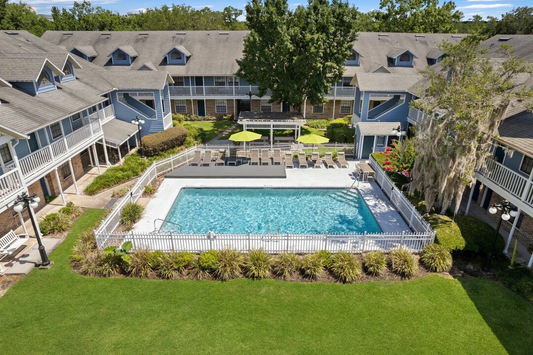 Arlington Square in Gainesville, FL - Foto de edificio