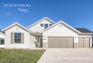 10538 W Bittern St in Star, ID - Building Photo