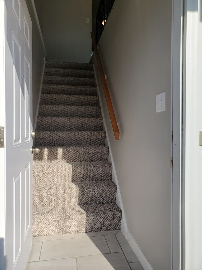 5526 Humbert Rd in Alton, IL - Building Photo - Building Photo