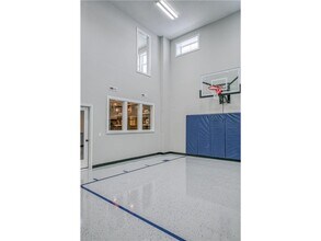 9733 8th St N in Lake Elmo, MN - Building Photo - Building Photo