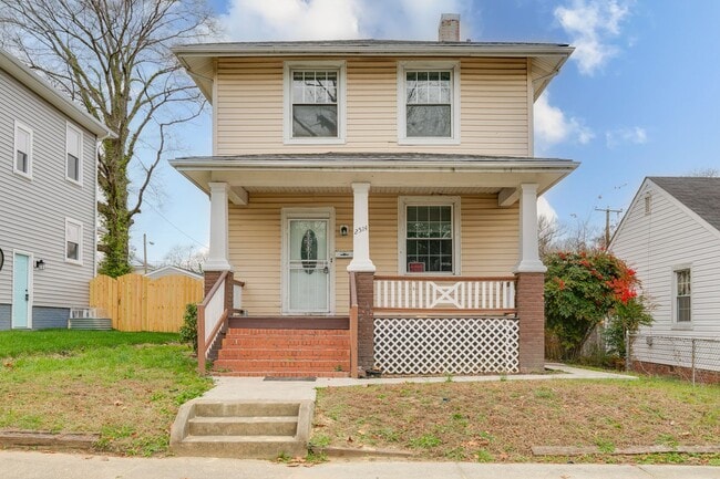 property at 2514 5th Ave