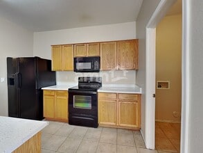 641 E Solitude Trl in San Tan Valley, AZ - Foto de edificio - Building Photo