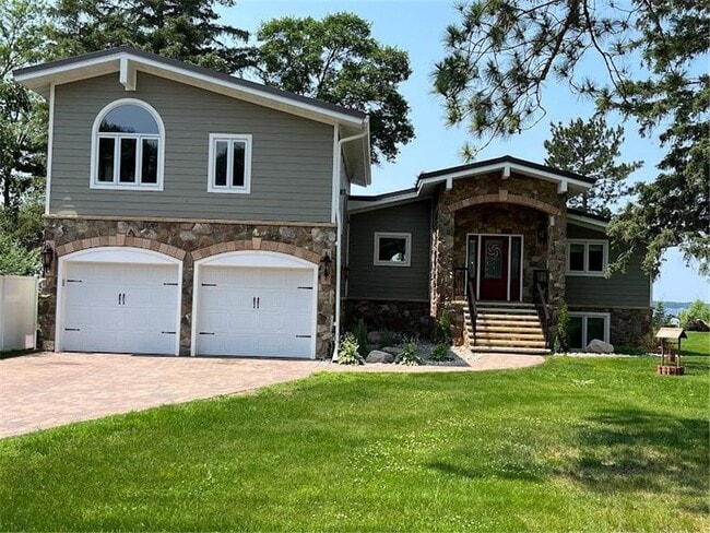 property at 4329 Waville Rd NE