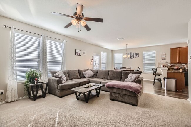 10312 Roadrunner Ridge