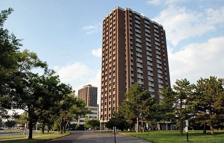 Presidential Plaza Harrison House in Syracuse, NY - Foto de edificio