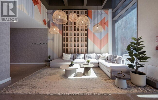 10 Abeja St in Vaughan, ON - Building Photo - Building Photo