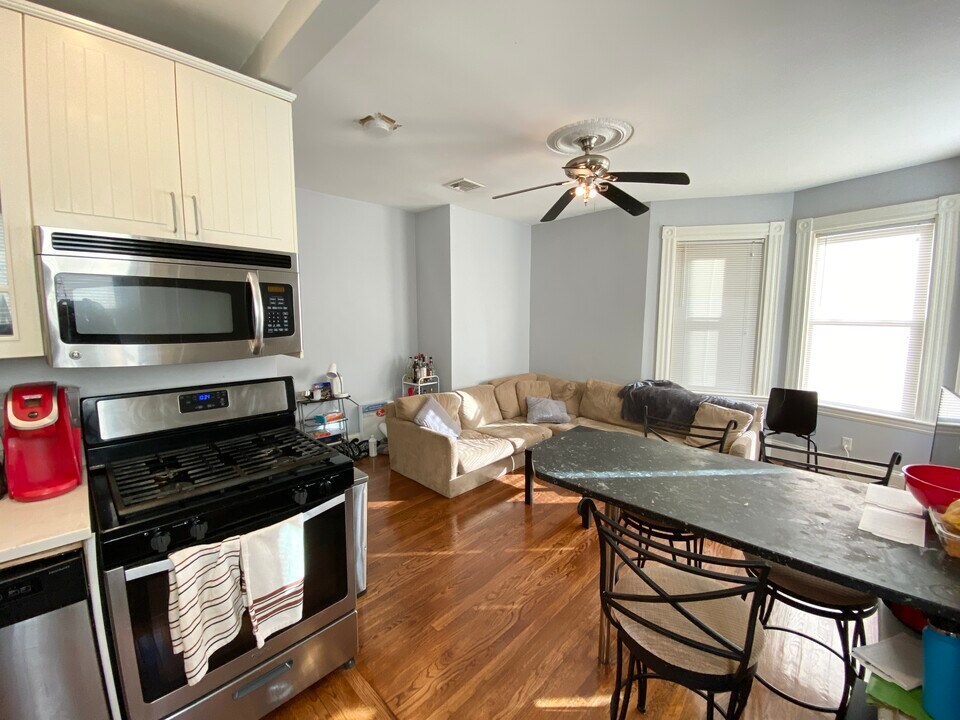 43 Hillside St, Unit 2 in Boston, MA - Building Photo