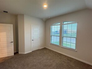 9905 Autumn Leaves Ln in Cross Roads, TX - Building Photo - Building Photo