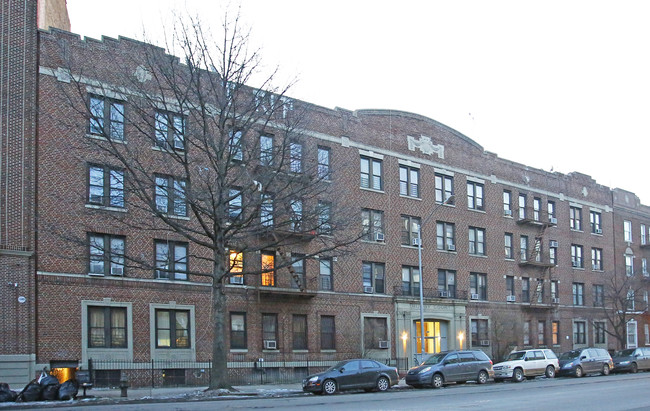 1479 Ocean Ave in Brooklyn, NY - Foto de edificio - Building Photo