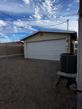 194 Lee Ave in Bullhead City, AZ - Building Photo - Building Photo