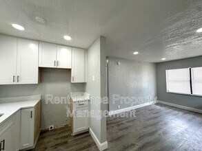 1036 1/2 19th St S in St. Petersburg, FL - Building Photo - Building Photo