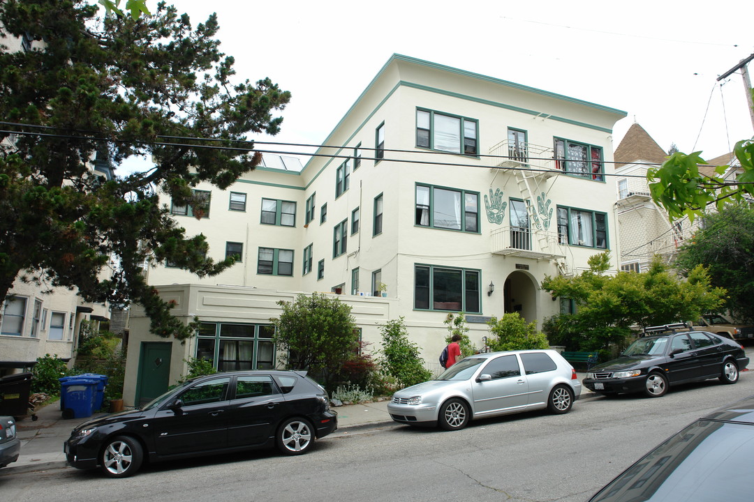 Stebbins Hall in Berkeley, CA - Building Photo