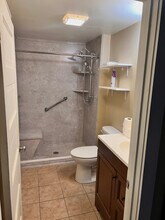 103 Bowling Ln in Westerly, RI - Building Photo - Building Photo