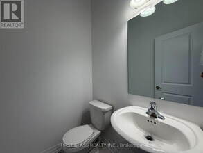 113 Manuel St in Stratford, ON - Building Photo - Building Photo