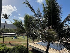 2600 Pualani Way in Honolulu, HI - Foto de edificio - Building Photo