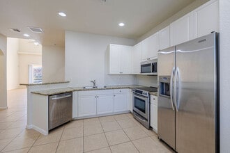 805 Middleton Dr SW in Vero Beach, FL - Building Photo - Building Photo