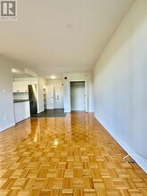 10 Shallmar Blvd in Toronto, ON - Building Photo - Building Photo